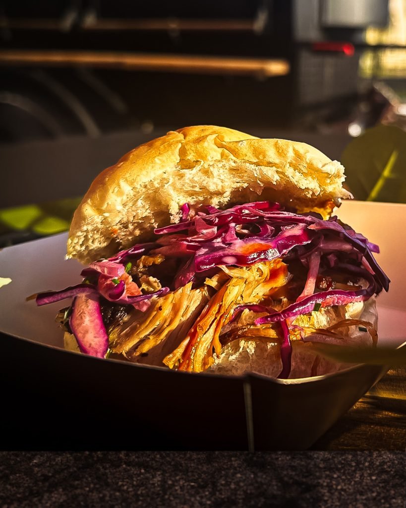 Pulled Pork Burger with Coleslaw
